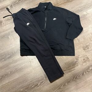 Nike Black Tracksuit Set ; Nike sweater and Nike pants size XL